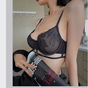 新款刺繡防露點超薄內衣 無海綿上託聚攏內衣女 大胸顯瘦文胸套裝 矯正外擴 聚攏調整型內衣 爆乳內衣性感 性感內衣褲套裝
