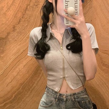 【砂糖夢境】kumikumi灰色polo領短款T恤女2026夏季設計感雙拉鍊短袖上衣ins潮