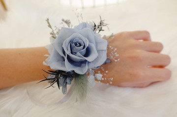 新娘 伴娘手腕花 小蒼青 婚禮 永生花 Pinkoi 設計購物網站 Line購物