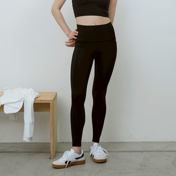 Cool無縫款絲滑口袋九分褲-Black