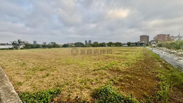 近青埔高鐵山東國小旁面寬漂亮農地｜桃園市中壢區山下