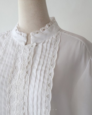 美國製刺繡領寬鬆歐美版型短袖白色古著襯衫