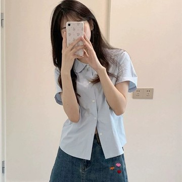 純色上衣女  法式洋氣減齡  藍色短袖襯衫  春夏季設計感  修身氣質短款  娃娃領上衣女WH