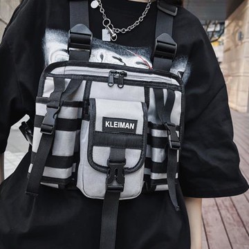 馬甲包情侶戰術包街頭潮流多功能2023新款潮INS胸包男女同款休閑