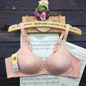 瑩嫦無鋼圈定型印花舒適耐穿內衣