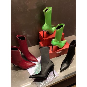 ins網紅瘦瘦靴高跟短靴女細跟秋冬百搭 歐美風黑色尖頭彈力靴中筒