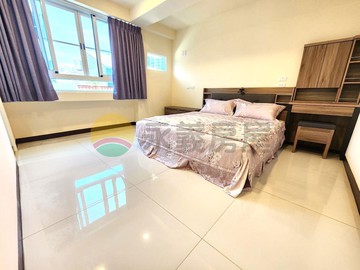 輕軌凱旋二聖光華國中翻新公寓3房｜高雄市前鎮區溫江街