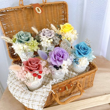 夏日美好 冰淇淋小桌花  乾燥花 永生花 朋友送禮 辦公桌花