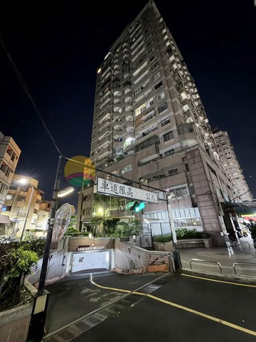 南區稀有釋出漂亮套房｜台中市南區學府路