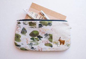 奈良森林鹿鹿 - 手工刺繡拉鍊小包