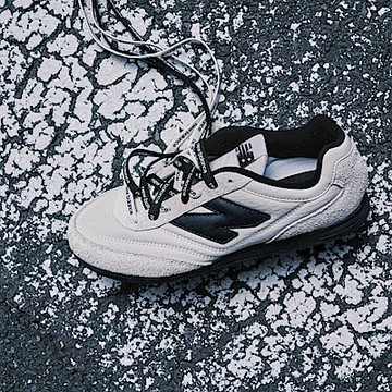 特殊限量款★【New Balance】復古鞋_中性_白黑色_URC42NAL-D楦(附雙鞋帶：黑+白)
