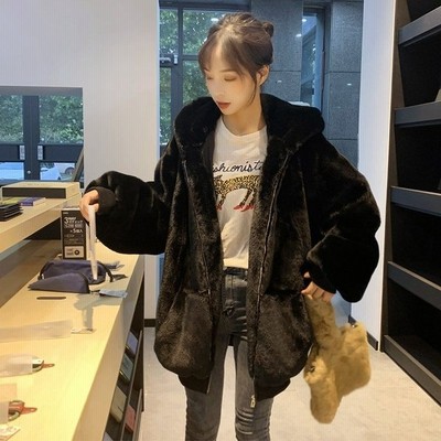 オーバー 女性 フェイクファー アウター 厚手 冬物 防寒 毛皮コート 上質 コート 上着 ファッション ファー ふわふわ 通販 Lineポイント最大get Lineショッピング