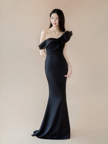 露肩荷葉邊人魚禮服