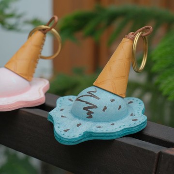 藍色冰淇淋手工真皮鑰匙扣掛飾 包包裝飾家居飾品