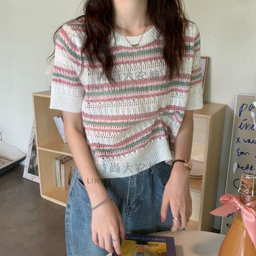短版針織上衣女設計感小眾復古鏤空撞色條紋短袖針織衫上衣【時尚大衣櫥】