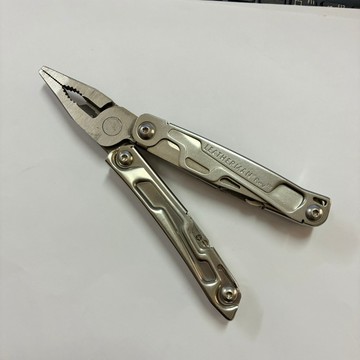 [沐沐屋] Leatherman REV 工具鉗