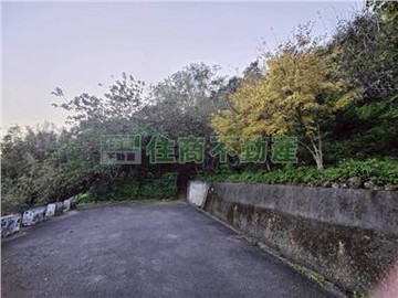 G40陽明山臨馬路土地｜台北市士林區平等段二小段​