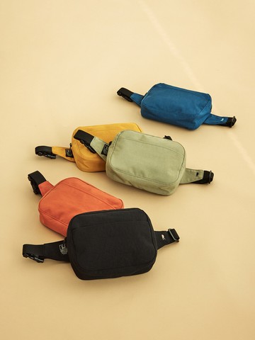 Woof Woof Walk Hip Sack