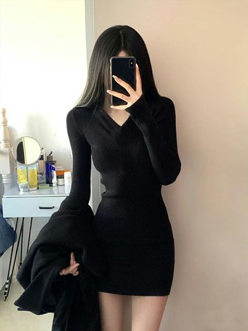 黑色御姐緊身修身針織連衣裙女裝秋冬季后媽包臀裙子長袖新款