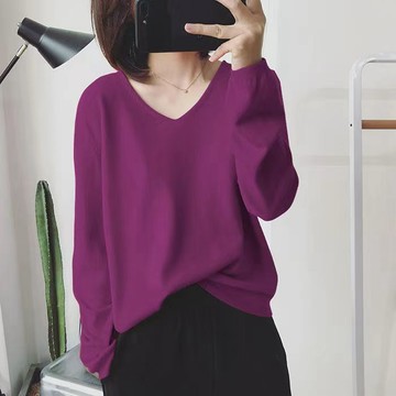 【臺灣出貨】大碼秋裝女新款洋氣長袖V領寬鬆顯瘦純色打底衫 女裝 冬天上衣女生 正韓秋裝上市 薄針織衫