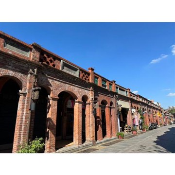 爸氣一口價｜台北旅遊｜五星台北漢來大飯店、中興賓館團體導覽、北桃雙老街二日遊｜高雄台南出發_25TPE00056