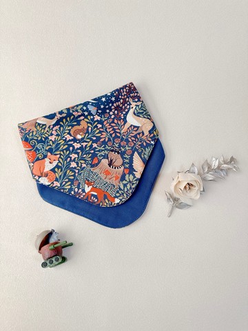 。夜色。手作寶寶圍兜 手帕領巾圍兜 有機棉 夏季手巾 彌月週歲禮