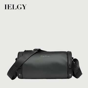 IELGY 防水斜背包大容量男士斜背包時尚潮流運動健身包水桶包
