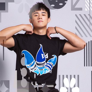 【限時出清6折】我不愛運動系列之腹鼓食上T-黑色(男生版)