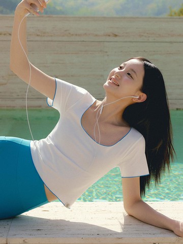 Banda Soft Line Point Cover-up Yoga Wear