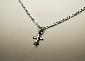 小立體飛機項鍊