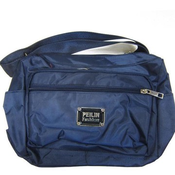 PEILIN 斜側包中容量拉鍊主袋口可肩背可斜側背防水尼龍布材質