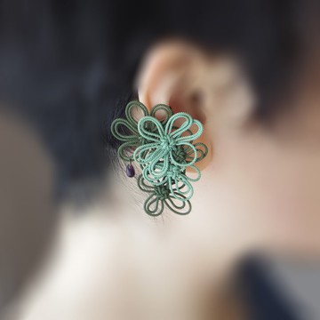 單邊耳骨夾 鮮嫩欲滴