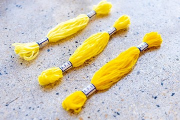 含羞草花刺繡成型繡線3色套裝