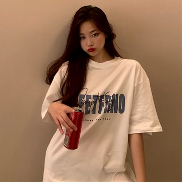 FUXI 短袖t恤女 短袖上衣 寬鬆白色t恤 韓版復古印花上衣 中長款上衣 打底衫 圓領上衣 女裝 衣服【A6641】