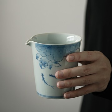 手繪青花陶瓷公道杯斷水山水分茶器勻杯手工功夫茶具手抓茶海公杯