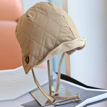 菱格刷絨防風保暖繫帶漁夫帽122539C