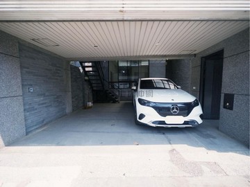 近土庫商圈、橋科園區｜楠梓高科大面寬大地坪車墅｜高雄市楠梓區芎蕉三街