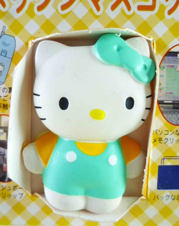 【震撼精品百貨】Hello Kitty 凱蒂貓 KITTY軟矽膠貼紙-站綠 震撼日式精品百貨