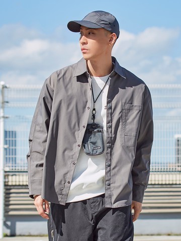 純色素面口袋質感長襯衫上衣