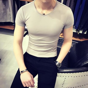 男士短袖t恤夏季薄款透氣雞心領純色修身運動健身V領體恤衫上衣