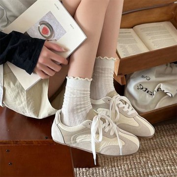 銀色復古芭蕾風平底德訓鞋女2025新款春季百搭輕便運動軟底板鞋子
