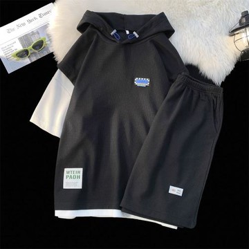 假兩件連帽短袖t恤男夏季休閑運動套裝青少年男裝搭配一套帥氣潮