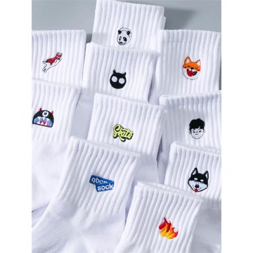 短中筒襪子男士純棉男生秋冬季防臭白潮ins透氣男款低幫防臭刺繡