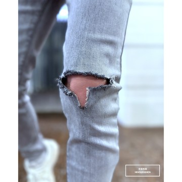 E7th.厚磅經典灰對稱刀割小直筒(E7J38392509)破壞抽鬚 窄管彈性修身 重度破壞 水洗刷色 男生牛仔