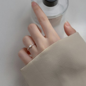 十四行詩｜銀光繽紛方鑽戒指 S925銀 梧桐好物嚴選