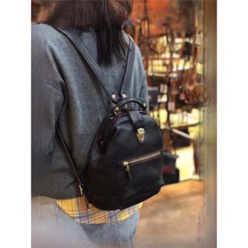 制道真皮雙肩包女休閑質感口金背包小眾時尚復古油蠟皮手工包防盜