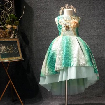 兒童黃色漸變前短后長合唱禮服