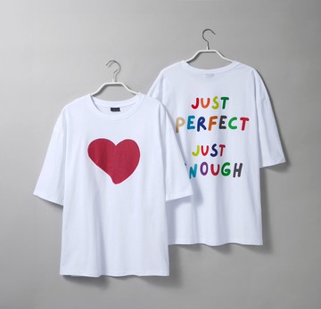 塗鴉愛心設計短TEE