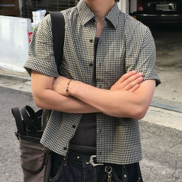 正韓復古質感短版格紋單口袋短袖襯衫 4色 YUPPIE 預購商品 0623