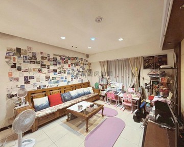 近中壢戶政家樂福維納斯花園3+1房平車 ｜桃園市中壢區普義路